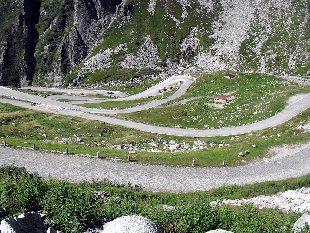 Tremola Gotthard Rafzerfelder Motobikers 2010 by Rafzerfelder Motobik…