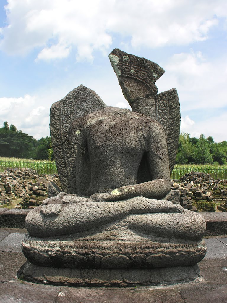 Buddha statue in Plaosan Lor temple complex by IPAAT