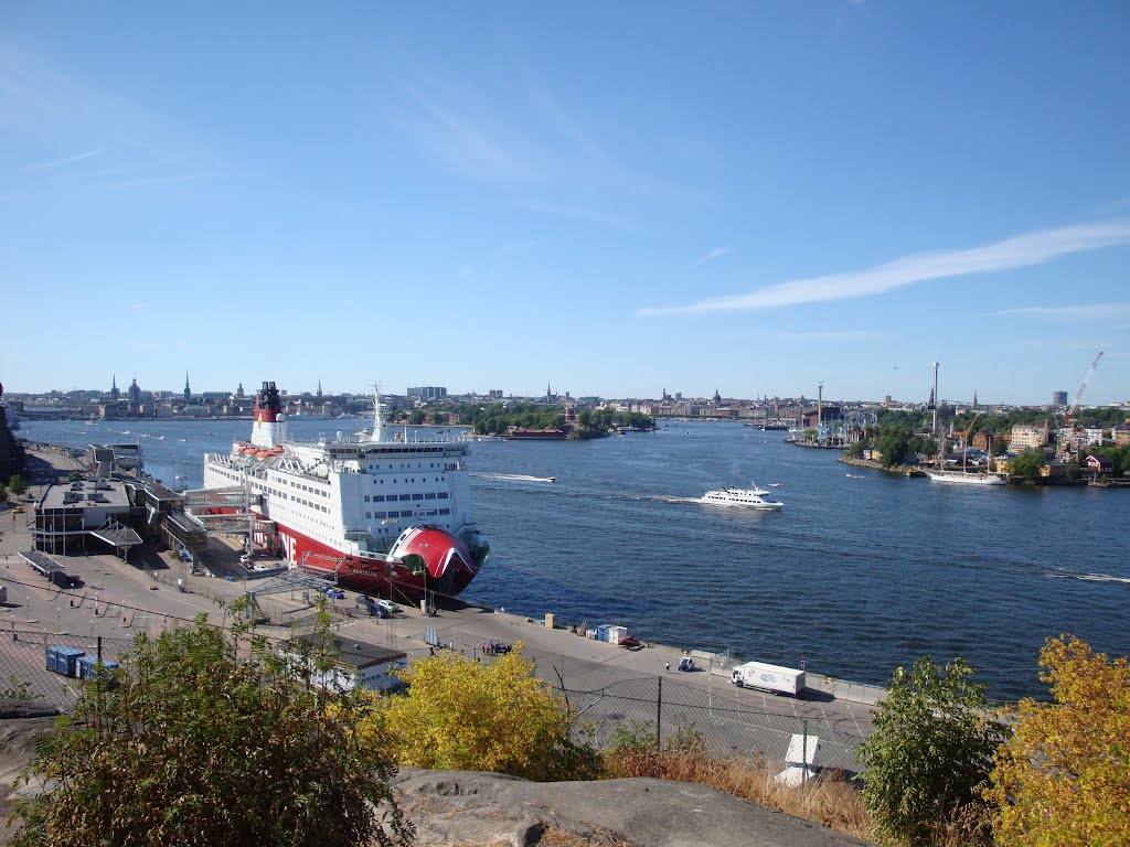 Stockholmer Hafen by JøMa