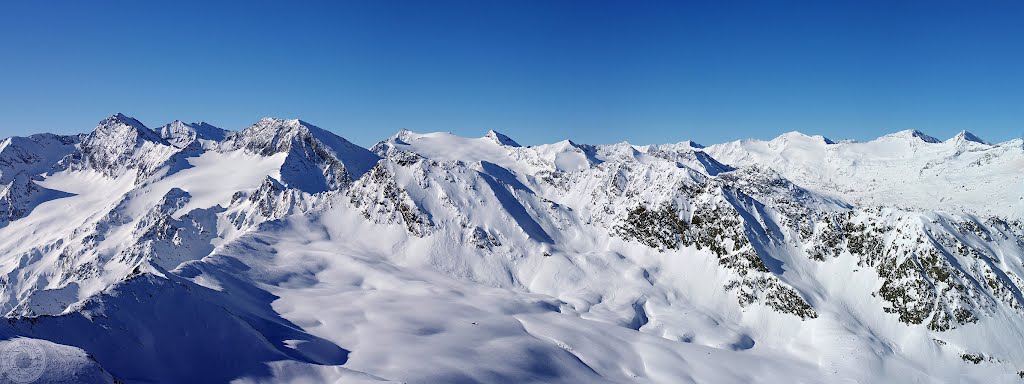 Panorama Ötztaler Alpen by Viktor Mandryka