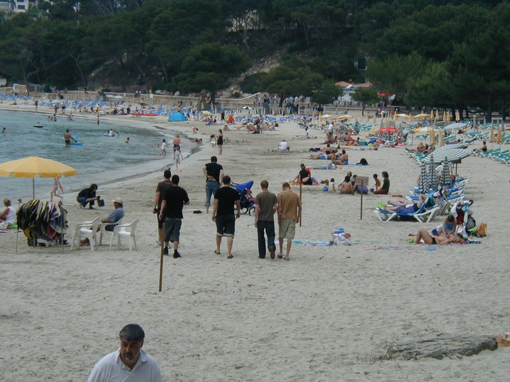 Beach at Cala Galdana May 2006 by NickRussell