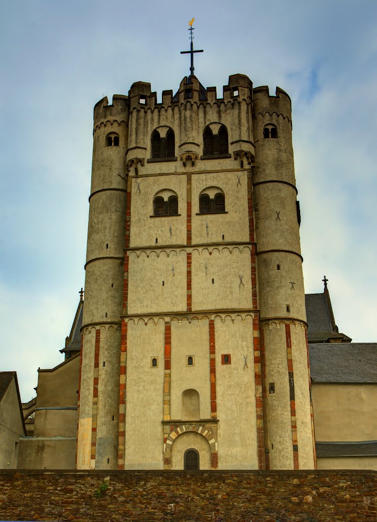 Stiftskirche St. Martin by Heinz Peierl