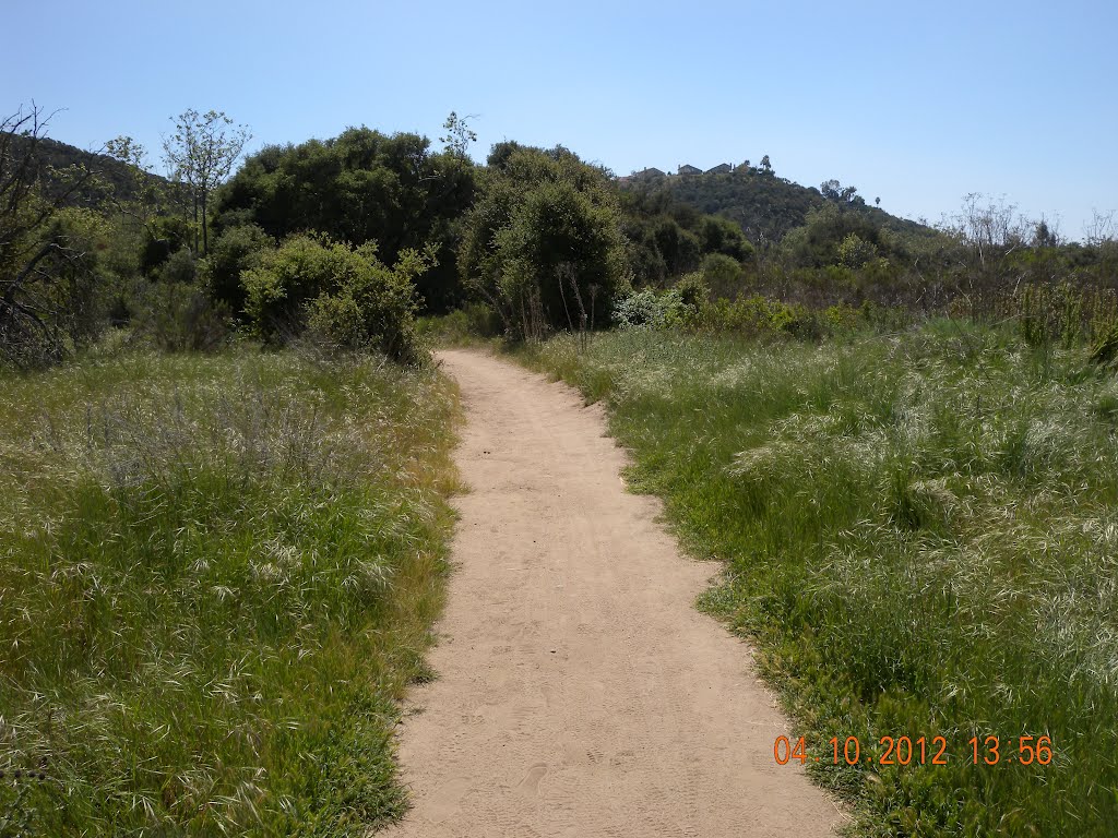 Rancho Peñasquitos, San Diego, CA, USA by Erik Mansoor