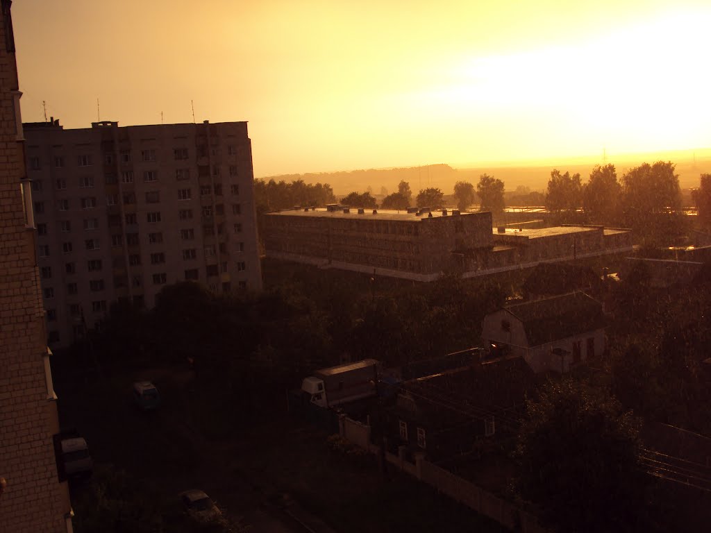 Kostyukovka, Belarus by Eugeniy Sosunov