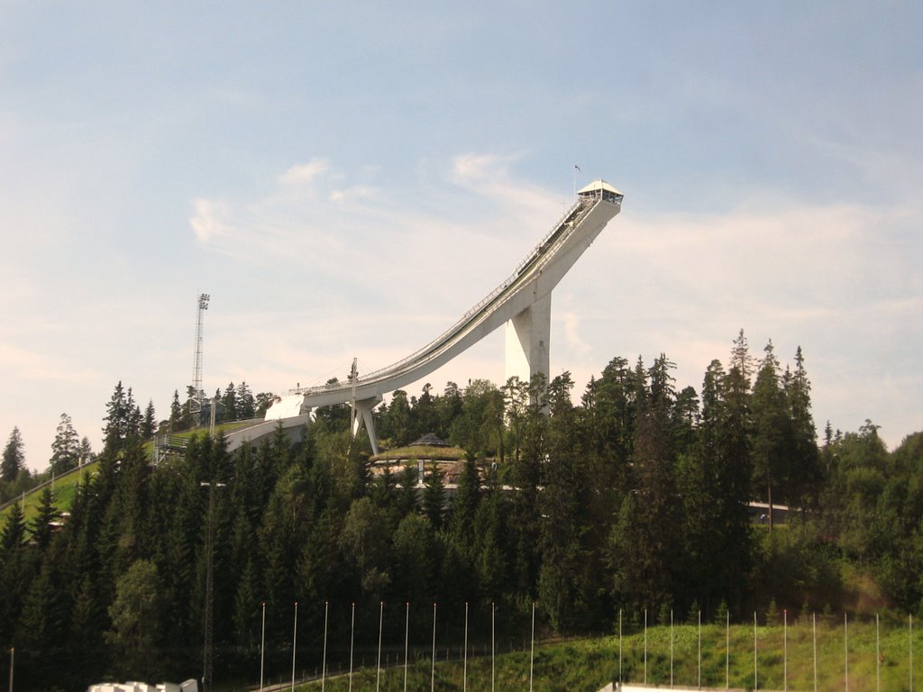 Holmenkollen Ski Jump, Oslo by pearsejward