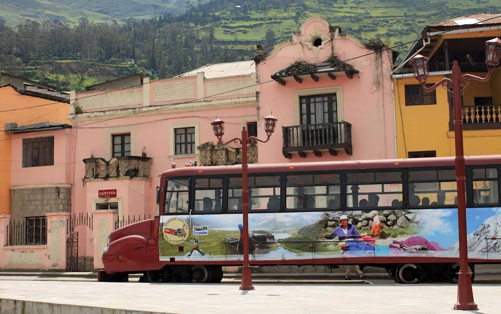 Carr. Panamericana, Guamote, Ecuador by Amar Palacherla