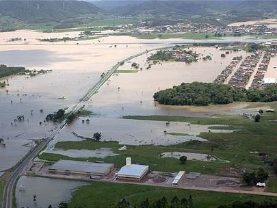 Inundaciones Itajai by theexnauta