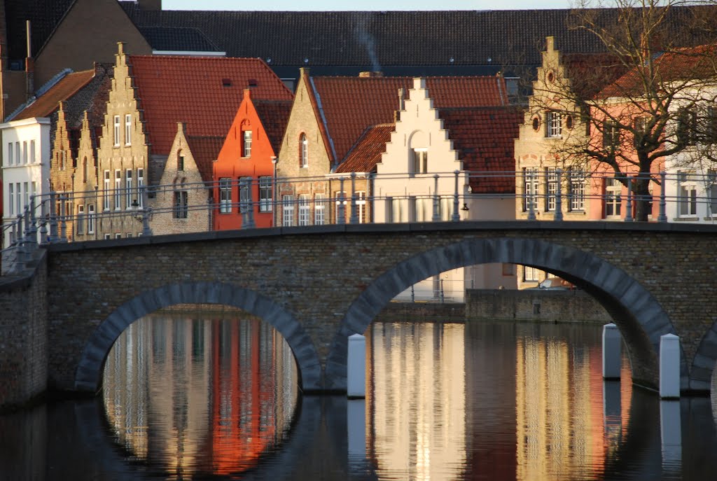 BRUJAS. ATARDECER EN POTTEREIREI. CANAL LARGO by Angel Barcelona