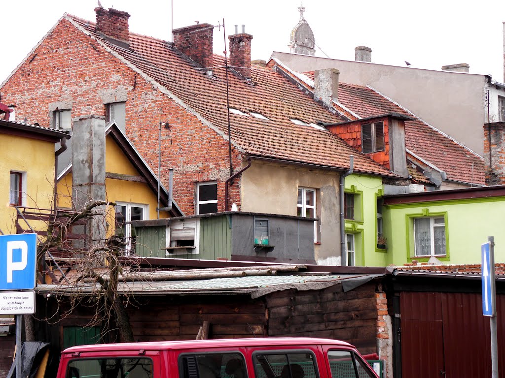 The backs of the main square houses by Borys Godunow