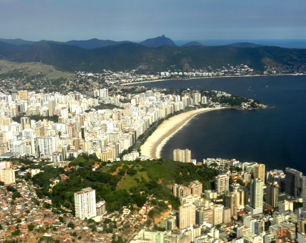 Rio de Janeiro- RJ - Brasil by Rosinei Vasconcelos