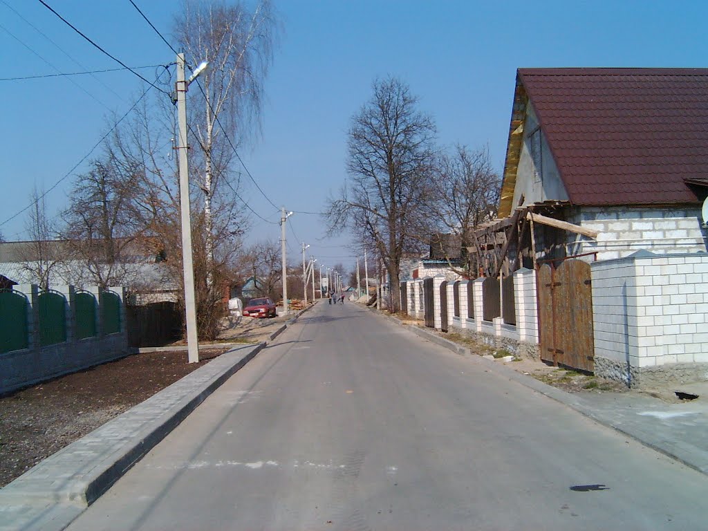 Kostyukovka, Belarus by Eugeniy Sosunov