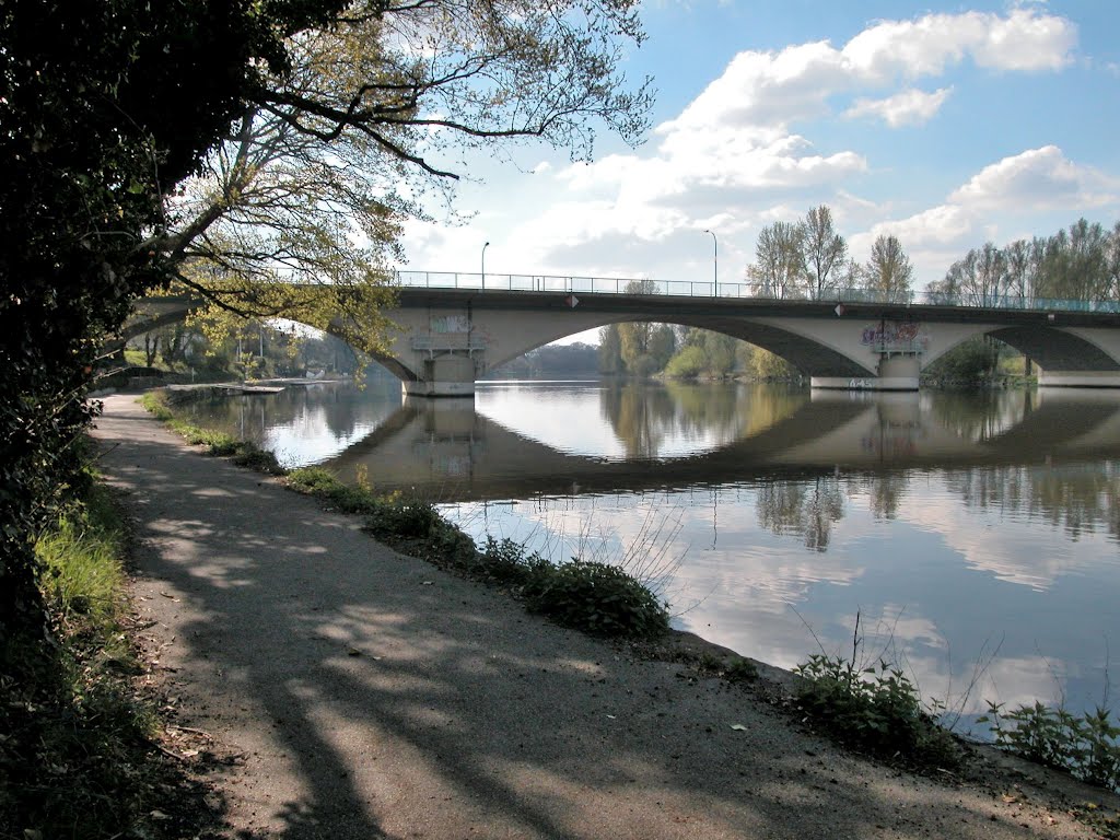 Blick auf die Mendener Brücke by Ruesterstaude Filipe…