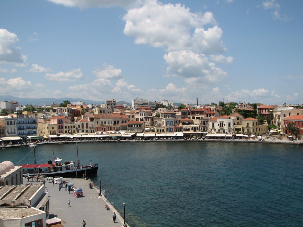 Chania, Greece by lou sou