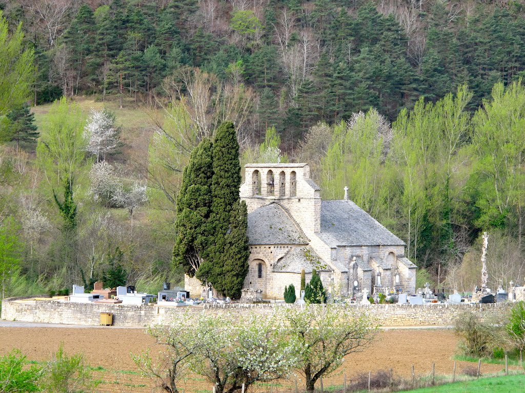 Notre Dame des Champs à Mostuéjouls 09.04.2012 by Jean-Luc.