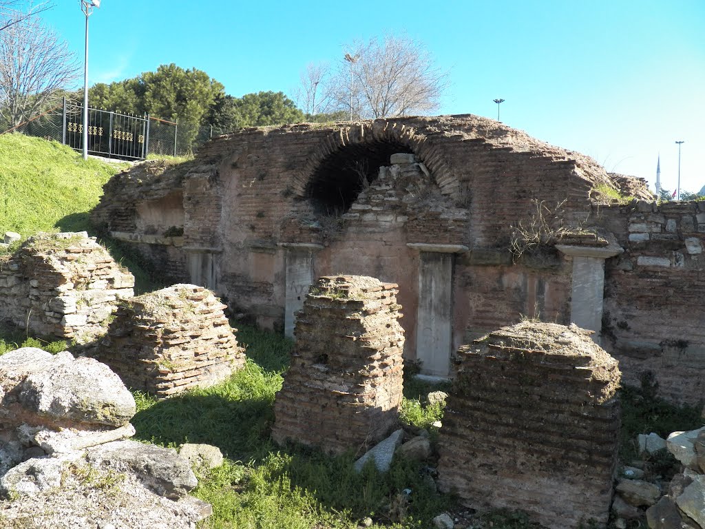 Polyeuktos Kilise kalıntıları, Saraçhane by cenan t