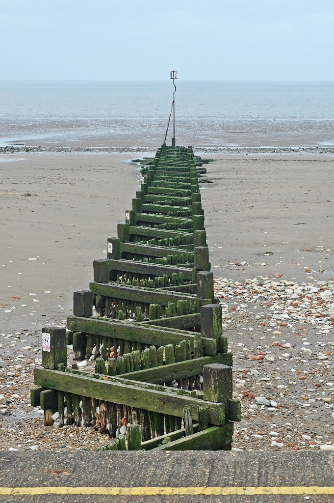 Breakers at Hunstanton by Bressons_Puddle