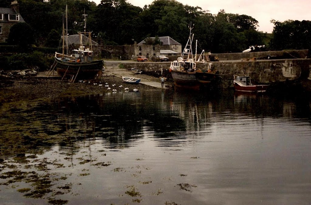 Kyleakin Harbour, Isle of Skye by Paul Clarkson