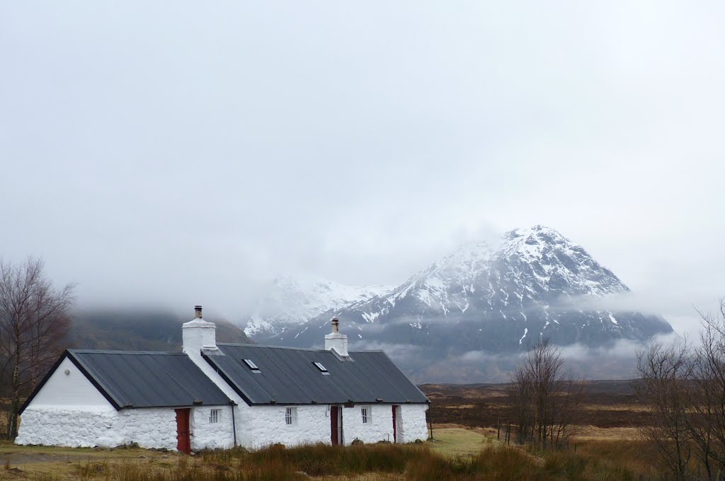 Buachaille Etive Mhor from Black Rock Cottage by Phil Hassler