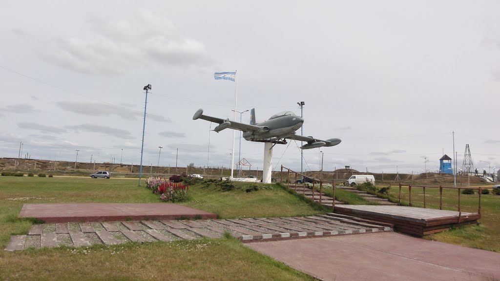 MONUMENTO A FORÇA AEREA ARGENTINA by nanda_lm