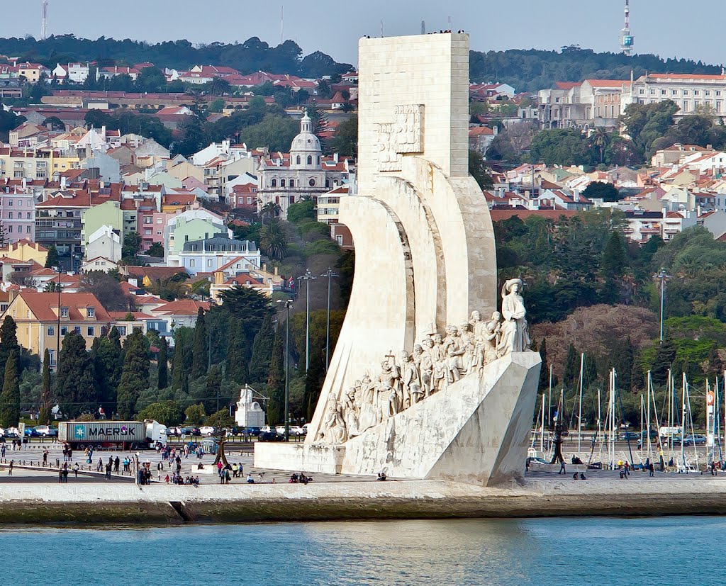 Monument to the Discoveries (Padrão dos Descobrimentos) by Paul Sorensen