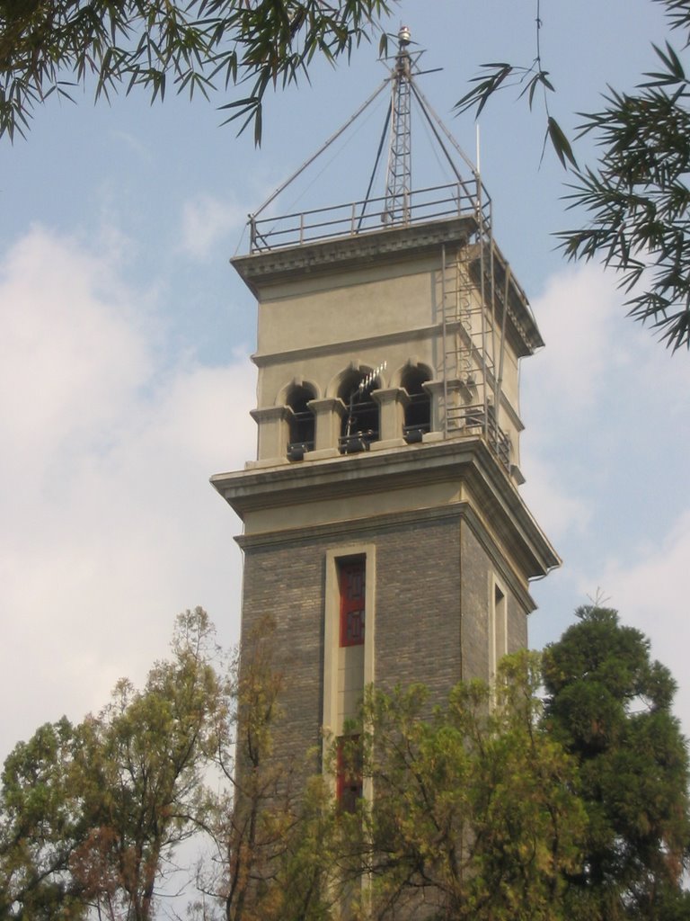 云南大学钟楼 Belfry in Yunnan University by DonnieDong