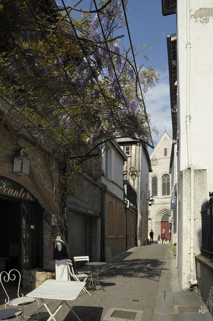 Rue Gobet-Boisselle by Richard Juncker