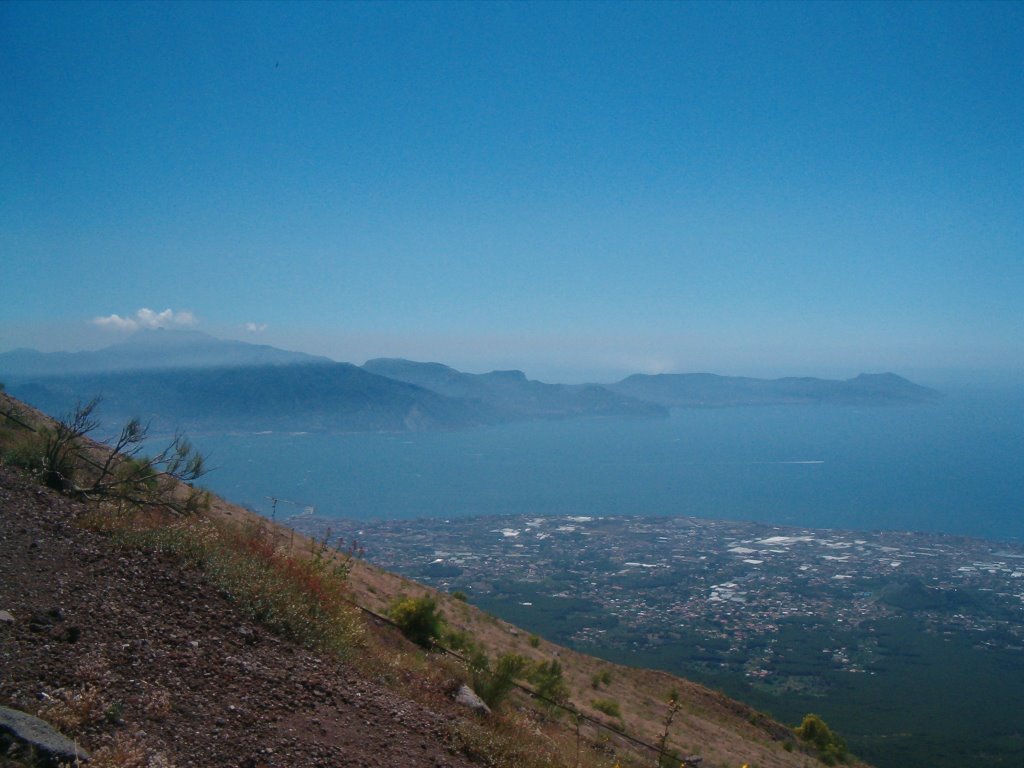 Penisula of Sorrento from Vesuvius by The_Killer89