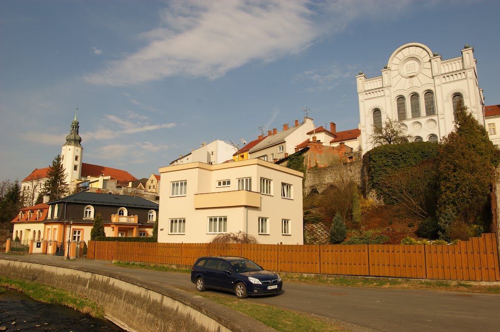 The Panorama Of The Town Of Hranice - The Castle (Left) And The Synagogue (Right) by Zbynda - Keep Panoramio Alive !!!