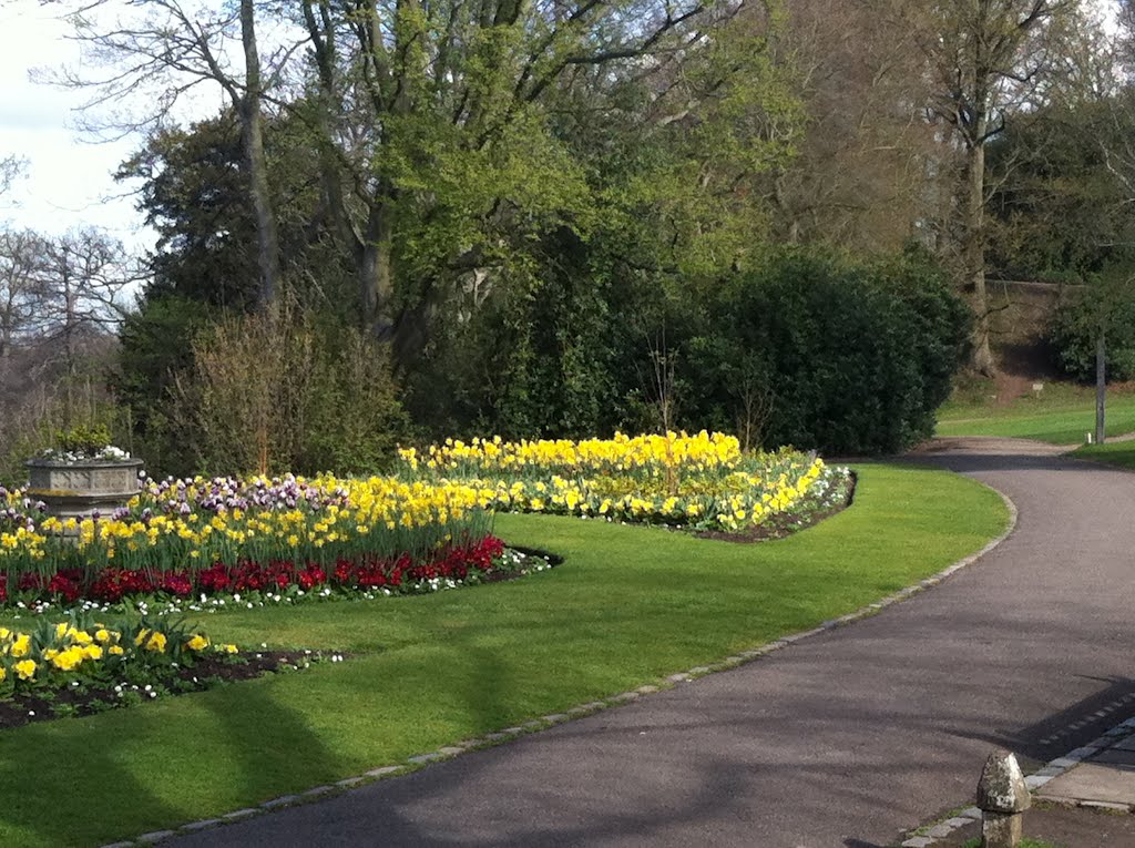 Richmond, UK by Lou Jones