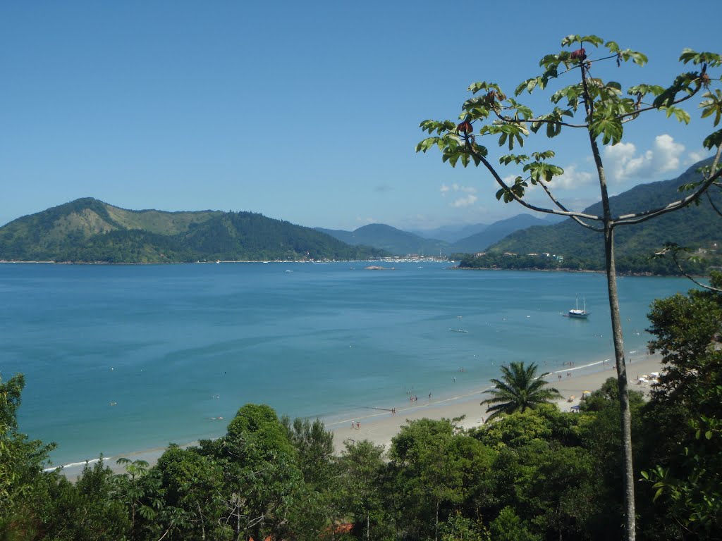 Ubatuba, São Paulo, Brazil by Hagemeister