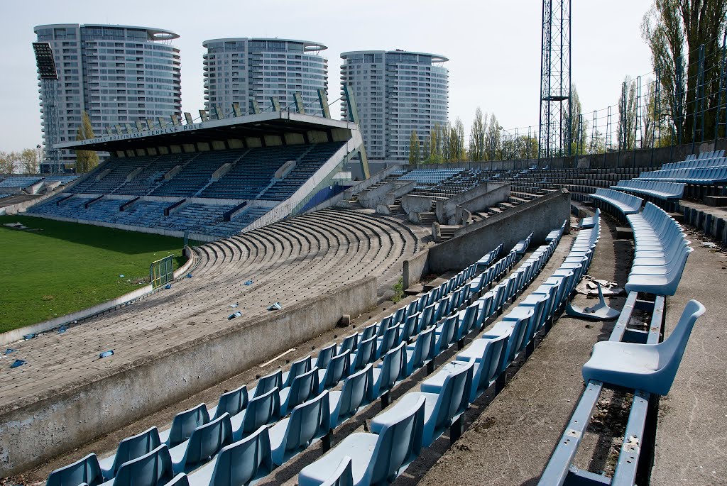 Futbalový štadión - ŠK Slovan Bratislava by Tomáš Gula