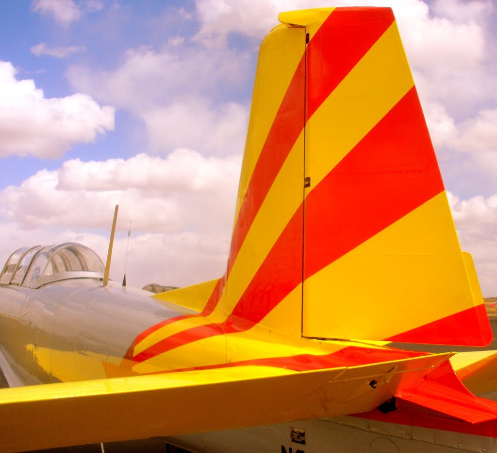 Chandler Airport Days 2012 by Erik Wanta