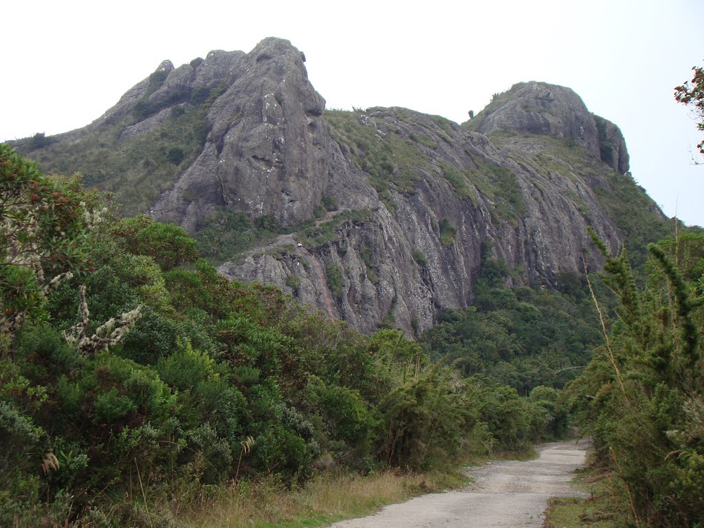 Morro do Camelo by Júlio Andrade