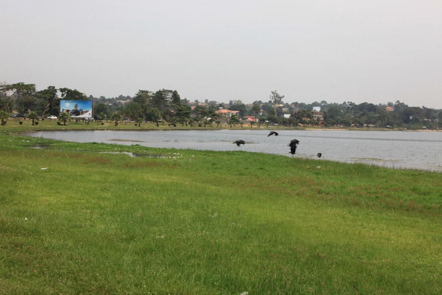 Manyago, Entebbe, Uganda by peace-on-earth.org