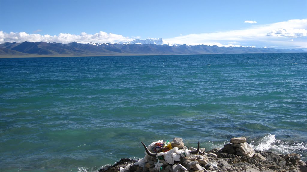 纳木错 (NAMTSO, lake in central Tibet) by Laozhou