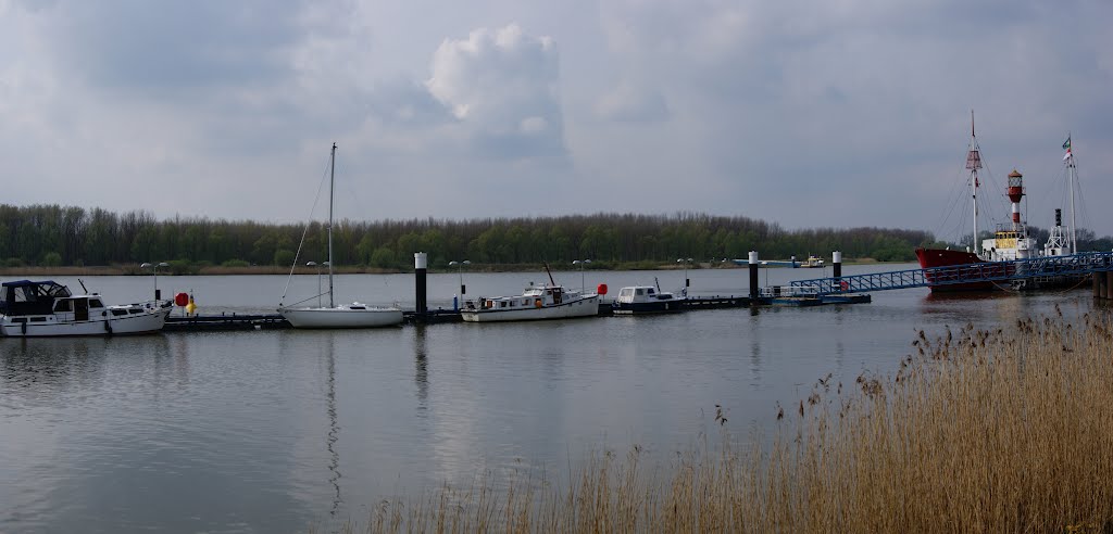 Panorama Schelde Rupelmonde by sevja