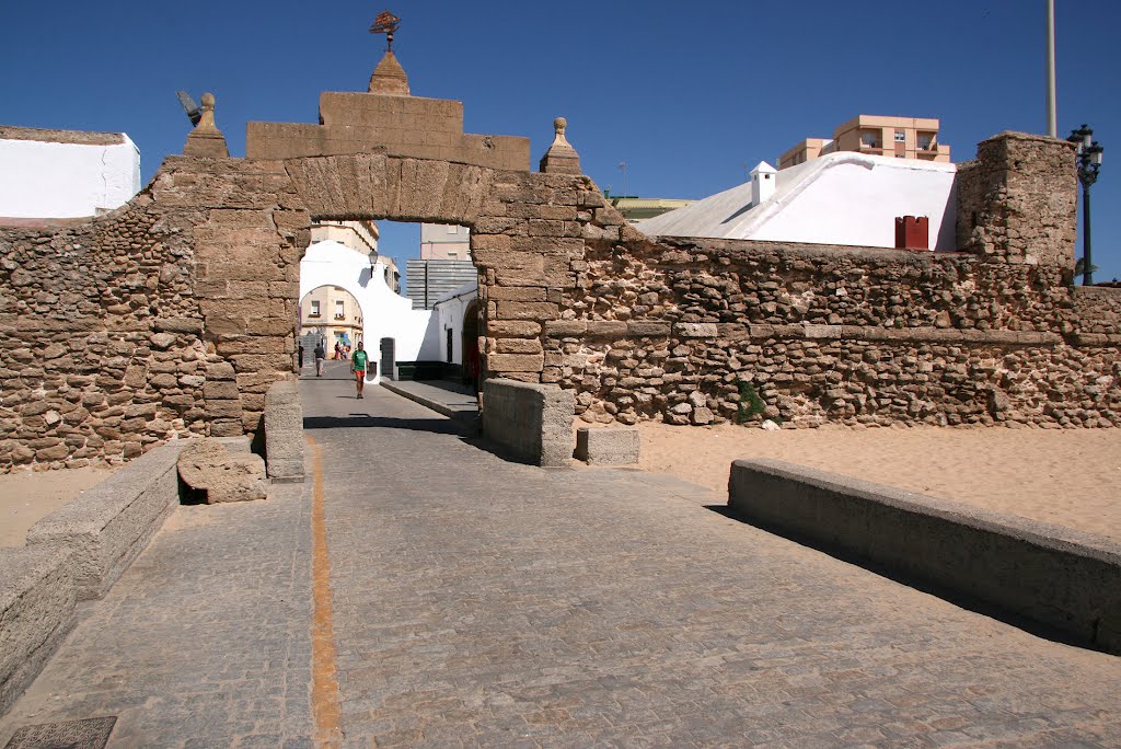 Baluarte del Orejón by Ramón Sobrino Torren…