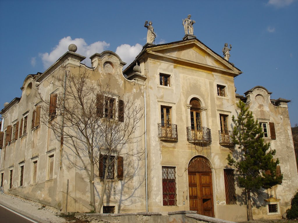 Novaline di Mattarello, villa ex Gentilotti by niklo