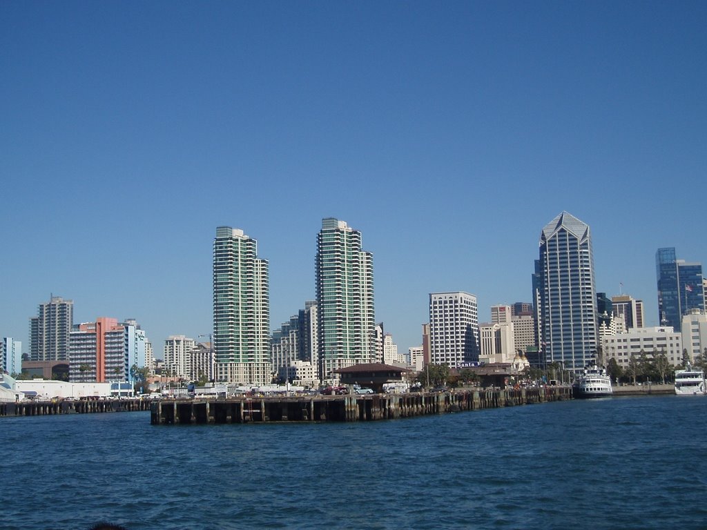 San Diego Bay by Yesi Santacruz