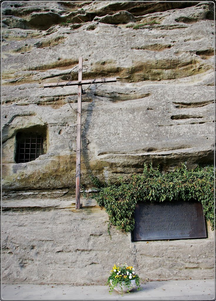 Bodenseeradweg - Überlingen - Ehrenmal für Zwangsarbeiter by mkks34123