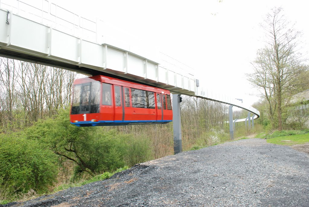 Reger Testbetrieb der neuen Weiche by Thomas Bauckmeier