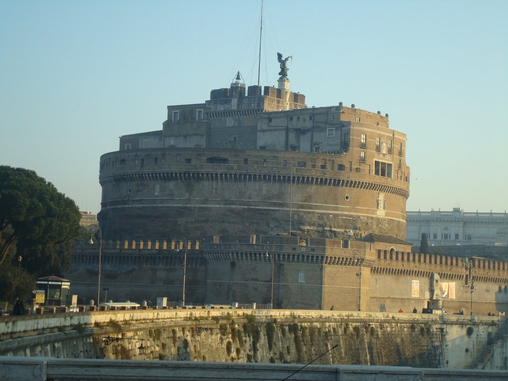 Castel sant'angelo-roma! by lucapettine