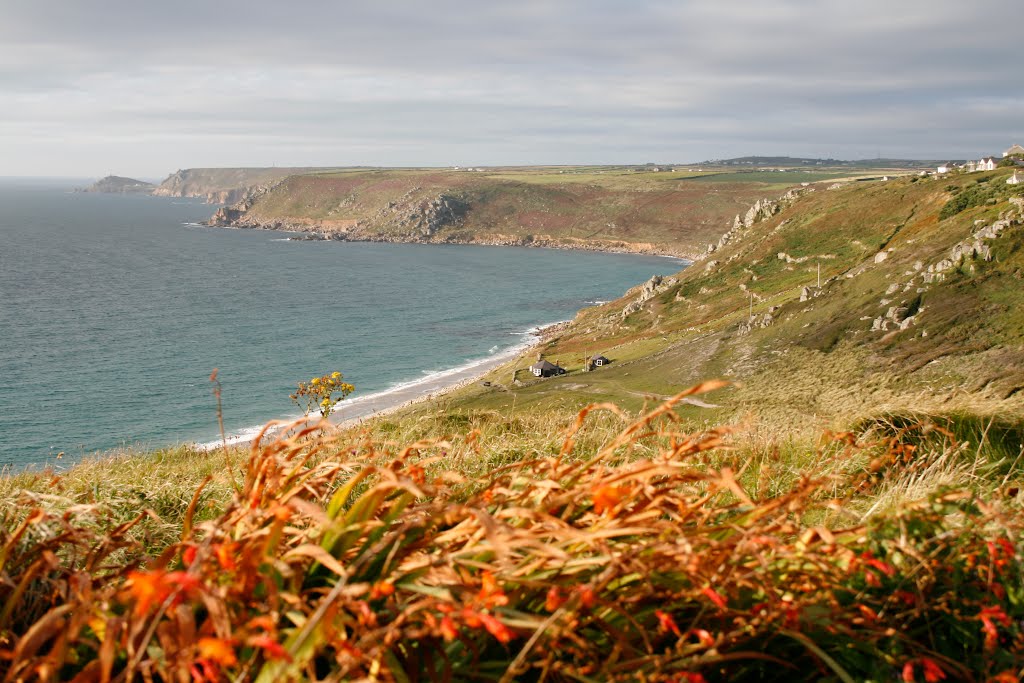 Coast near St Ives by davewhitelock