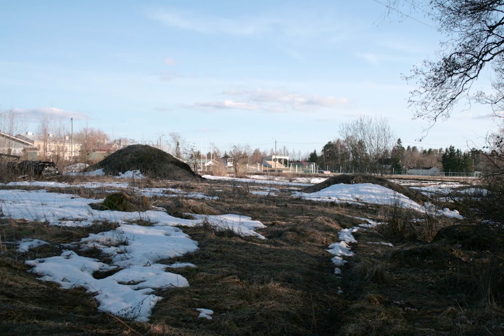 Viiala, Haihunkoski, Rasi School And Athletic Ground, 15 April 2012 by Johanan Järvinen