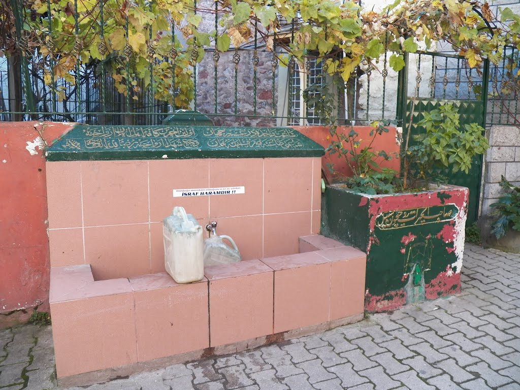 Gülfem Hatun Cami, Üsküdar by cenan t