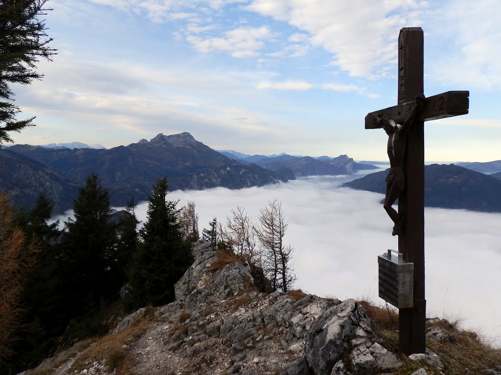 Dachsteinblick 1559m, Schöner Aussichtsberg im Höllen Gebirge by rotschild