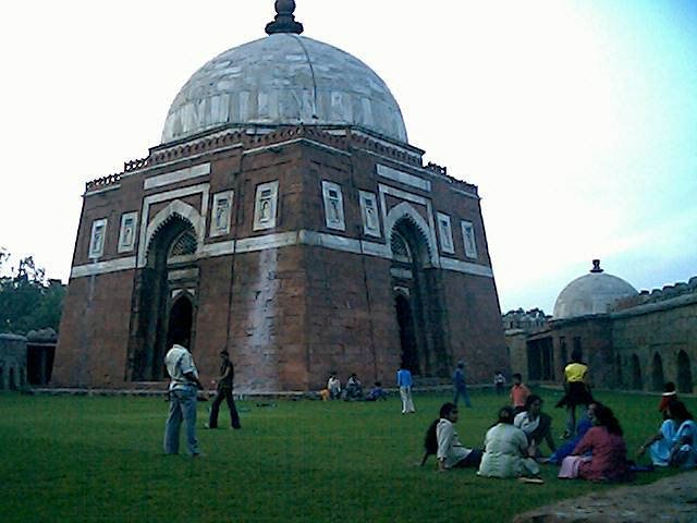 Tughlakabad Tomb, Delhi by sibashi