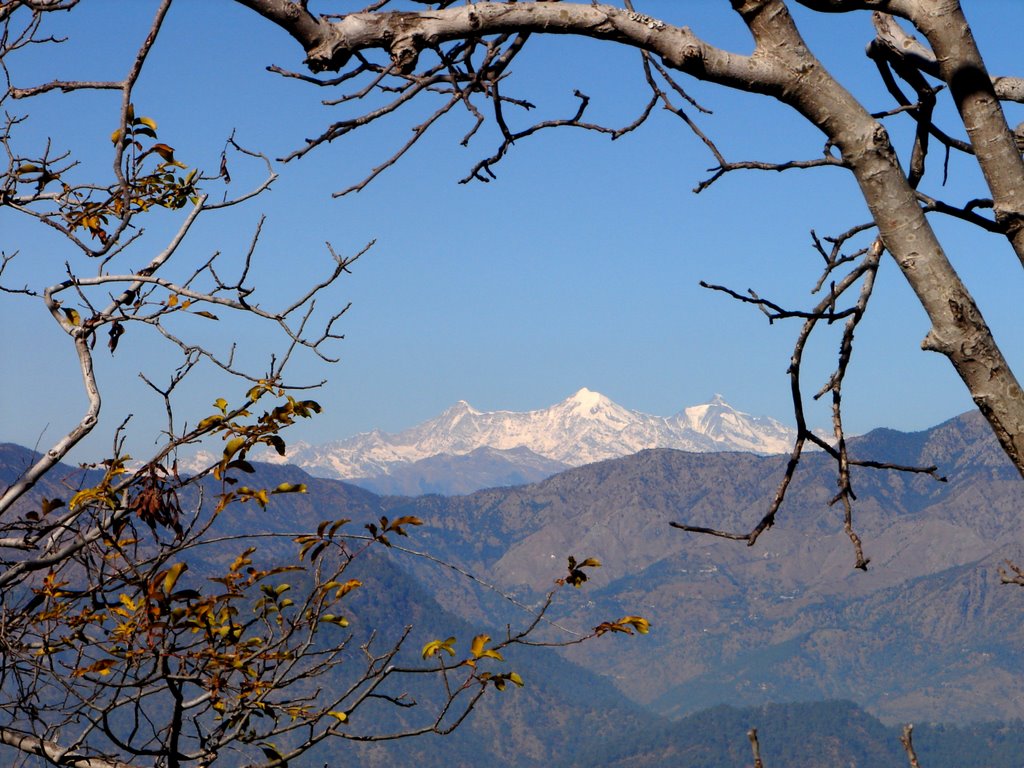 Swargarohini - Bunderpoonch peaks from Khirsu by ANINDYA PAL