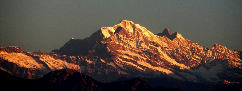 Sunrise Sequence-4 - Gangotri Peak (Khirsu) by ANINDYA PAL