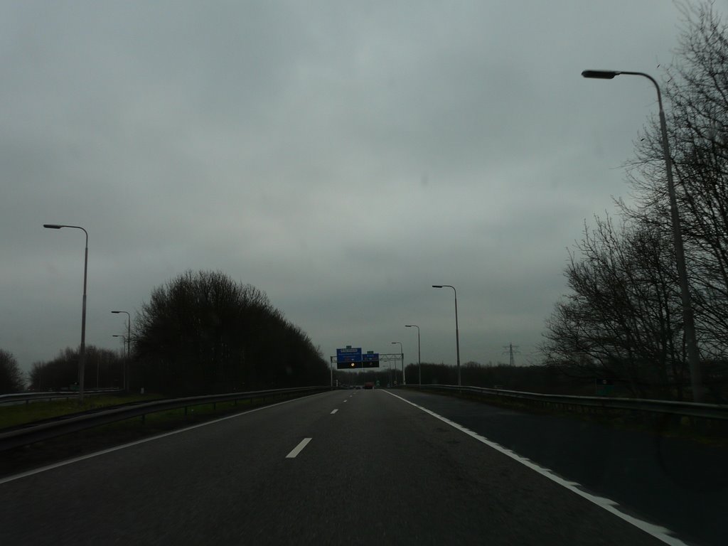 Afslag A12 / E35 naar A27 richting Breda (Utrecht) by David Jimmink